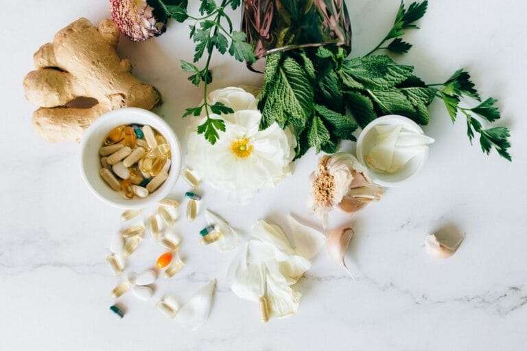 Flat Lay Photo of Alternative Medicines, uji toksisitas akut, uji toksisitas akut oral, uji toksisitas obat by pexel