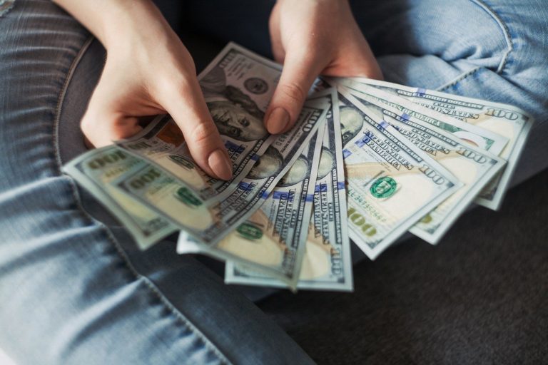 The Rising and Falling Dollar and Its Impact on Skincare Active Ingredients