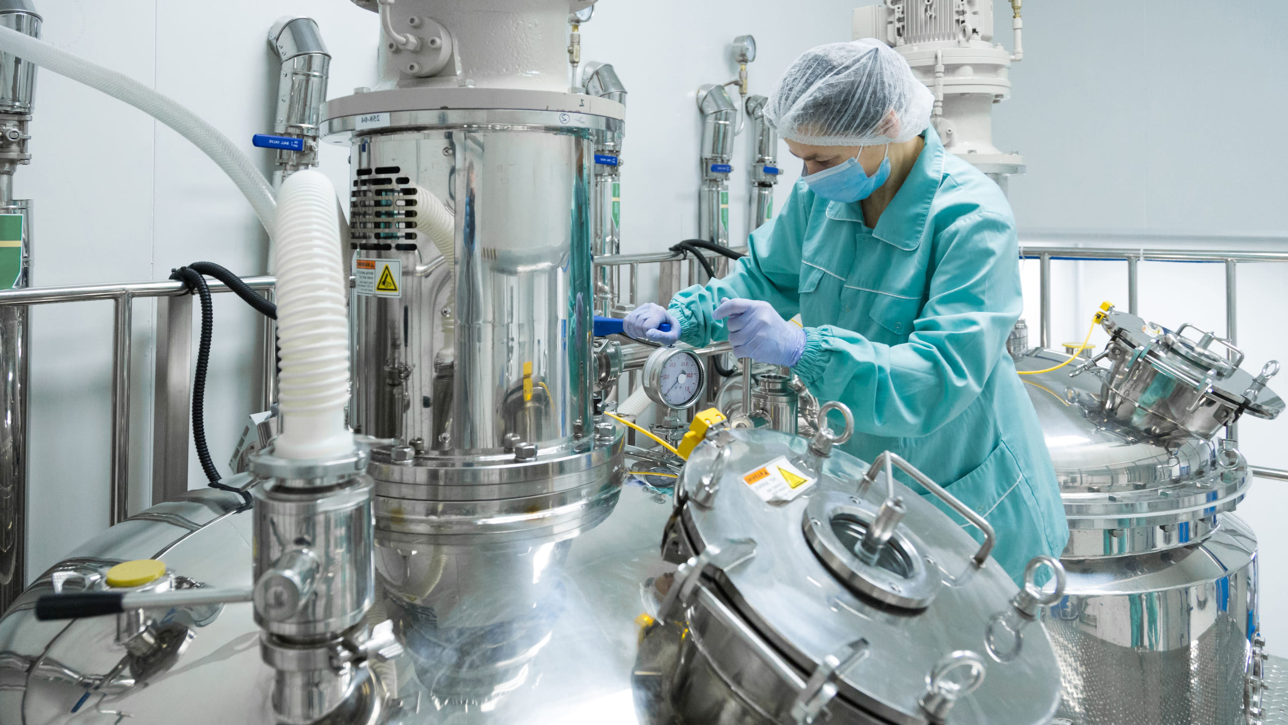Kenali CPOB Terbaru: Standar Produksi Obat yang Wajib Dipatuhi Produsen