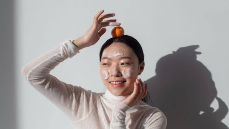 AHA dalam Produk Skincare: Mengapa Kadarnya Perlu Diuji?