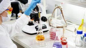 Cosmetic Laboratory Testing for Brands and Contract Manufacturers: What Are the Benefits?