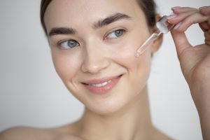 Retinol Serum Stability Testing: Key to Maintaining Active Ingredient Efficacy